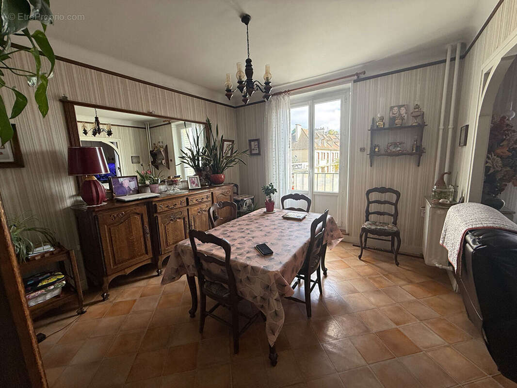 Maison à VIMOUTIERS