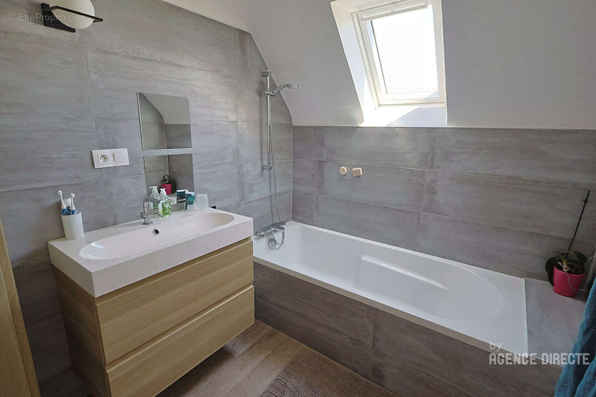 Maison 7 pièces , 159 m², 5 chambres  - Saint Ideuc - photo 12