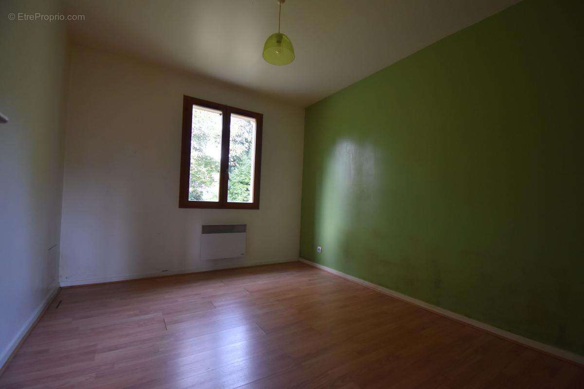 Maison à SAINT-SATUR