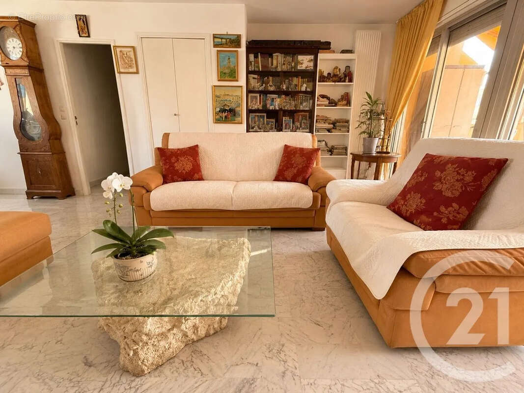 Appartement à MENTON