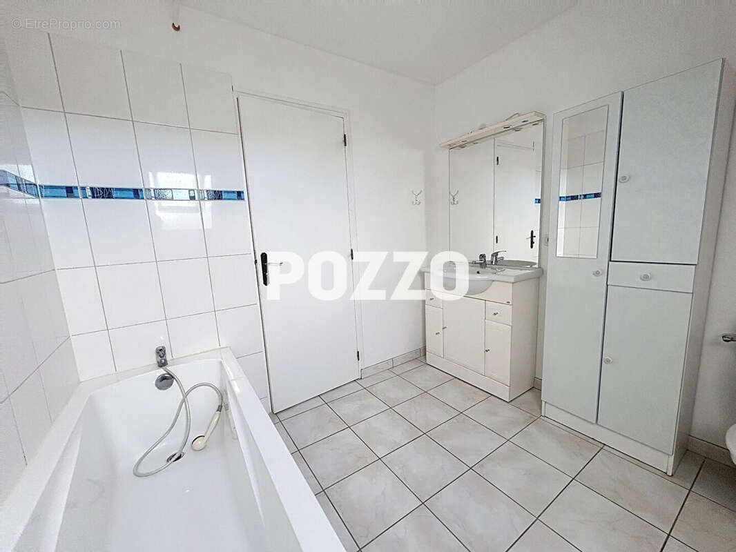 Maison à BRICQUEVILLE-SUR-MER