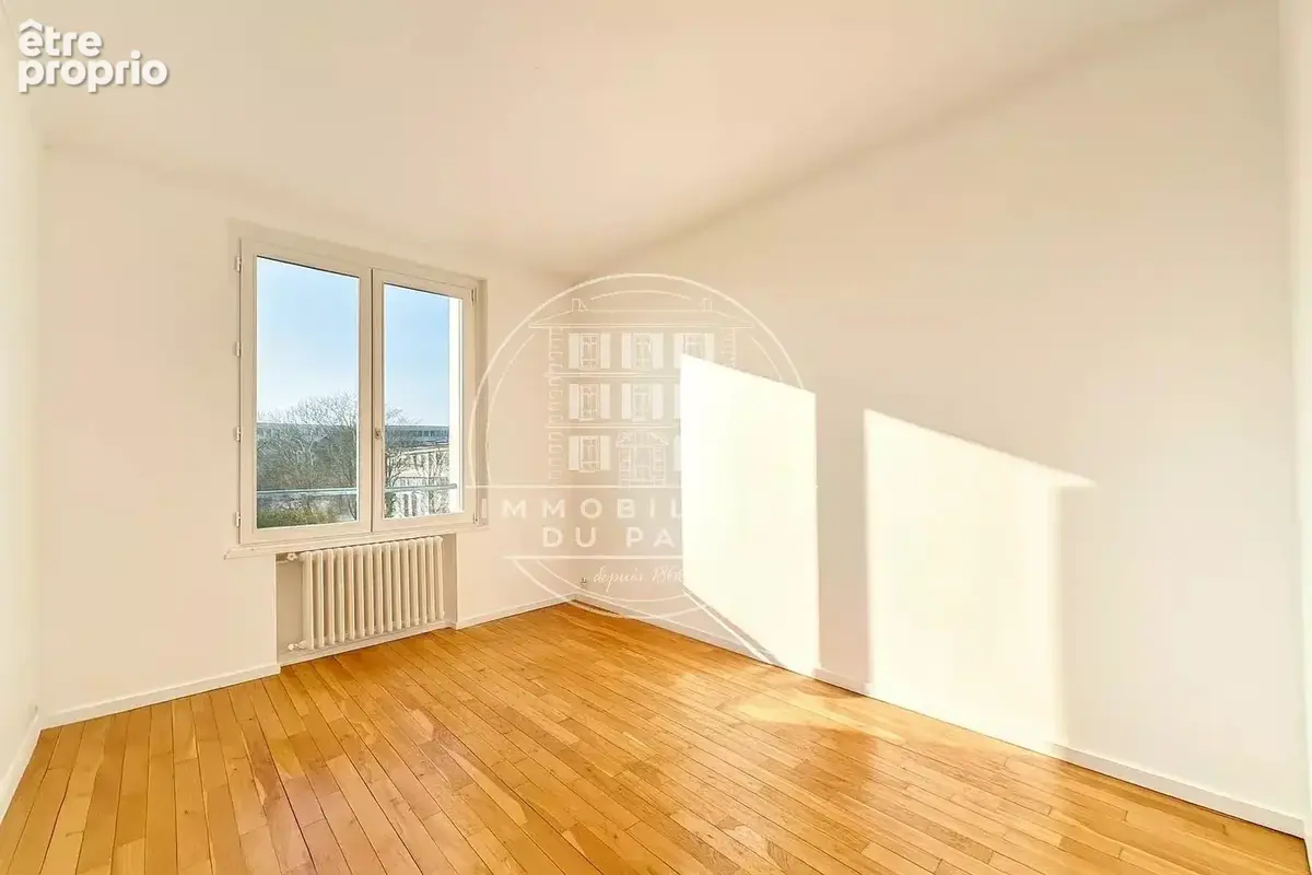 Dernier étage: Magnifique Appartement 3-4 Pièces. - photo 6