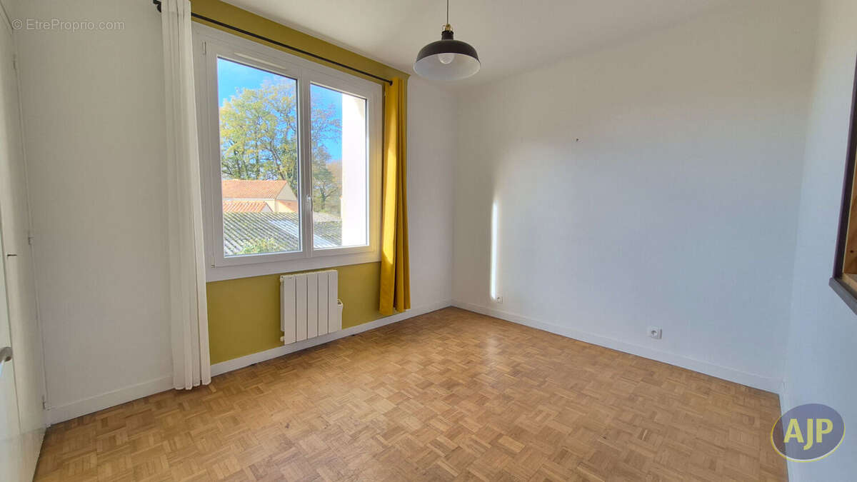 Appartement à SAINT-PHILBERT-DE-GRAND-LIEU