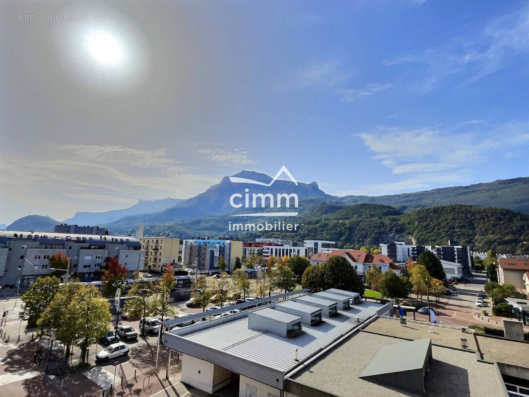 Appartement à SEYSSINET-PARISET