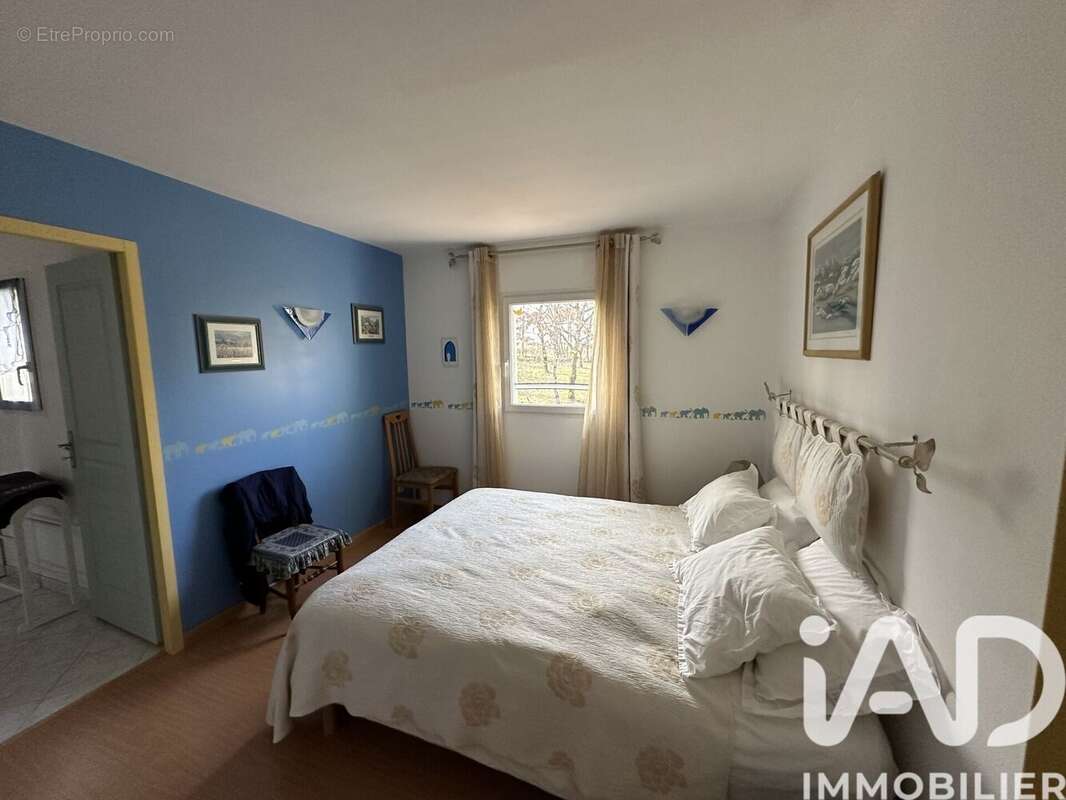 Maison 243 m² à Saint-Paul-De-Loubressac  - photo 7