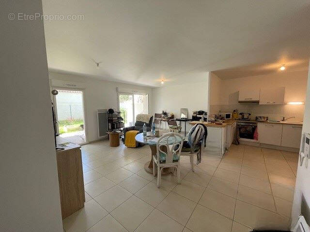 Appartement à LATTES