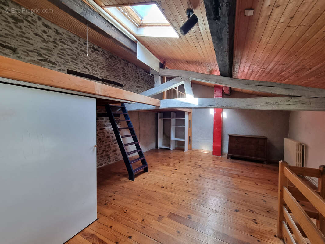 Maison à SAINT-CHAMOND