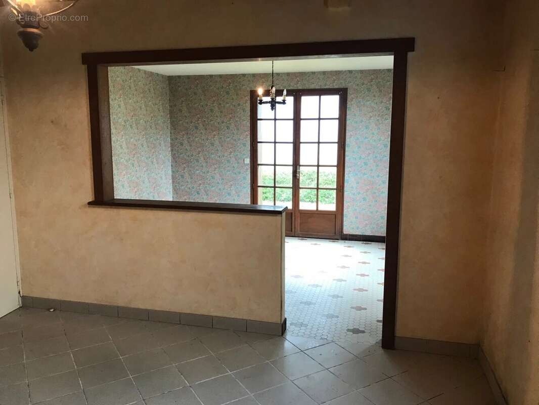 Maison à ARGENTON-CHATEAU