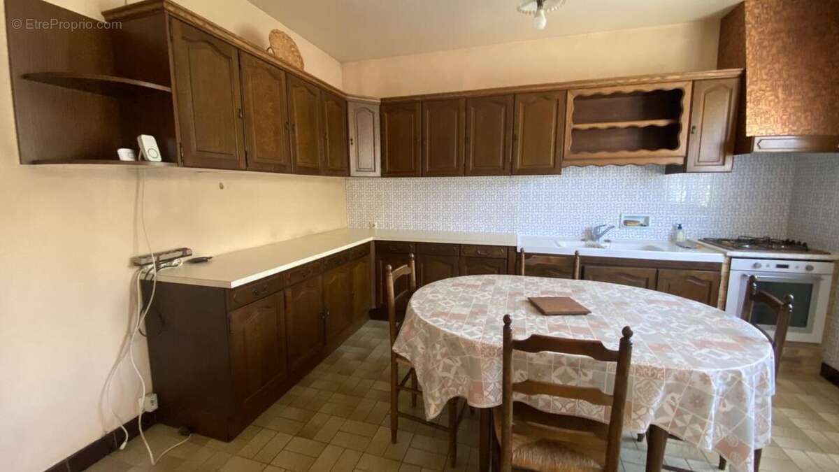 Maison à CHASSENEUIL-SUR-BONNIEURE