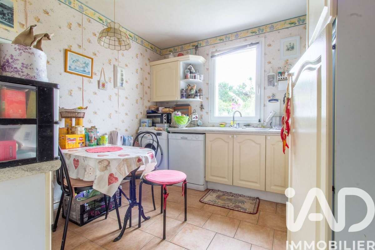 Photo 3 - Appartement à SAINT-JEAN-DE-BRAYE