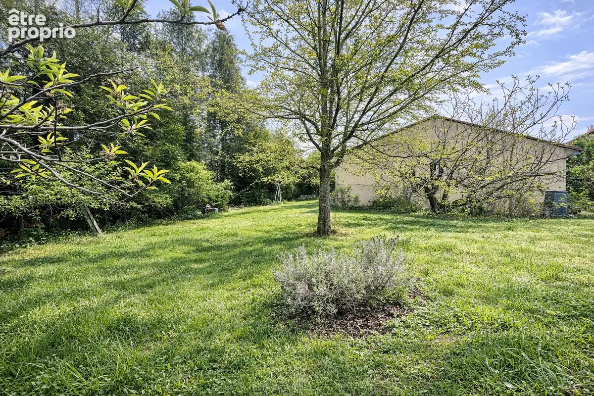 Maison plain-pied à rénover à Riorges, 117 m², terrain 960 m², grand séjour modulable, proche gare et commodités. Fort potentiel - photo 10