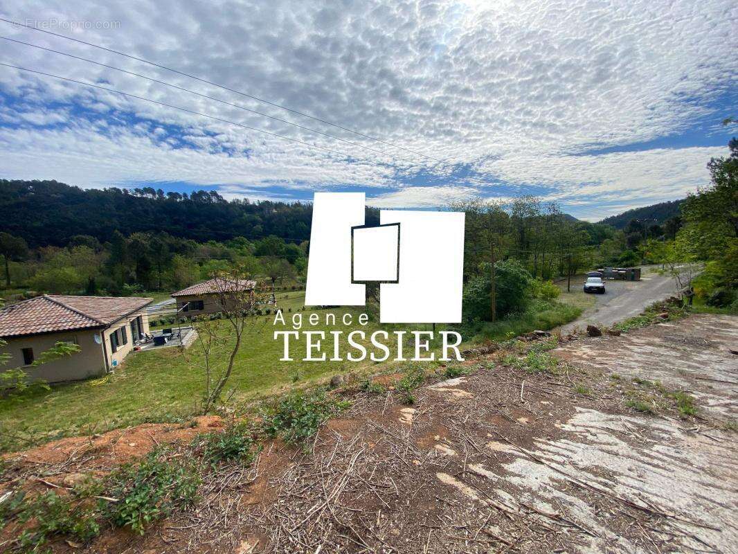 Terrain à CHAMBONAS