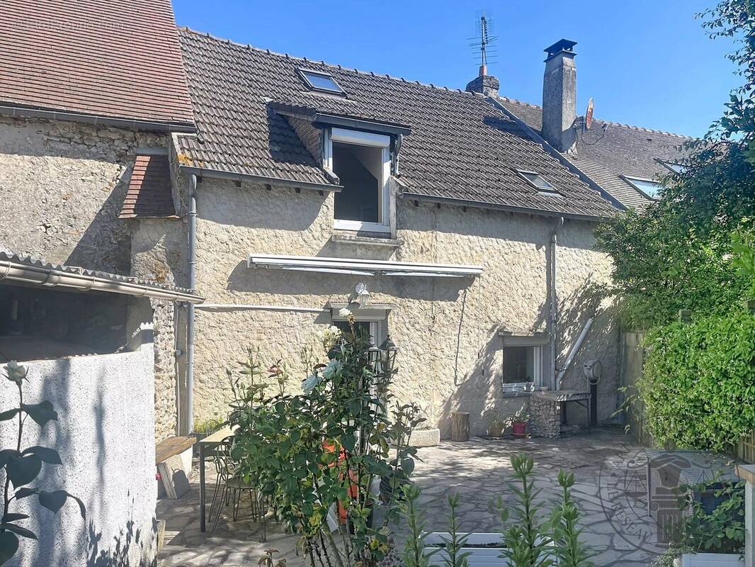 Maison à DOURDAN