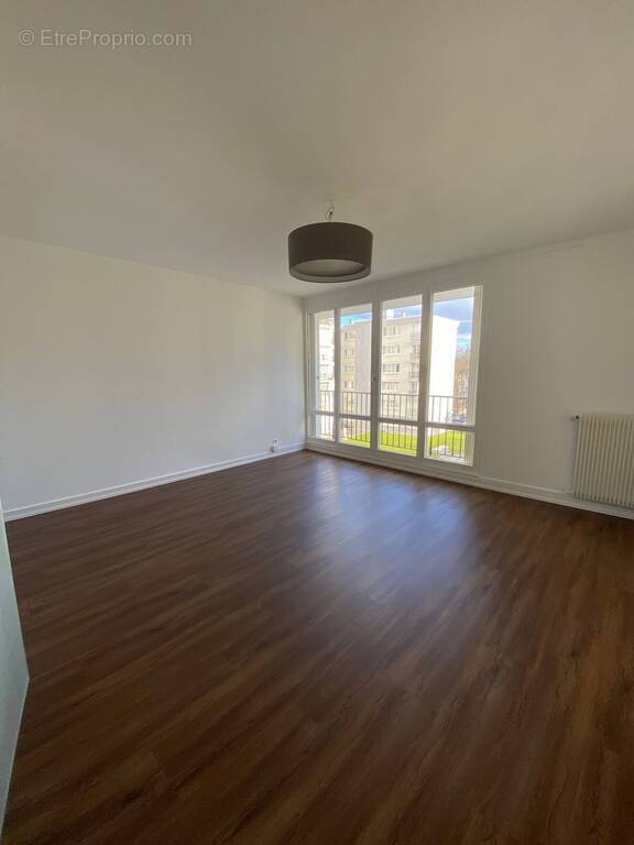 Appartement à FERNEY-VOLTAIRE