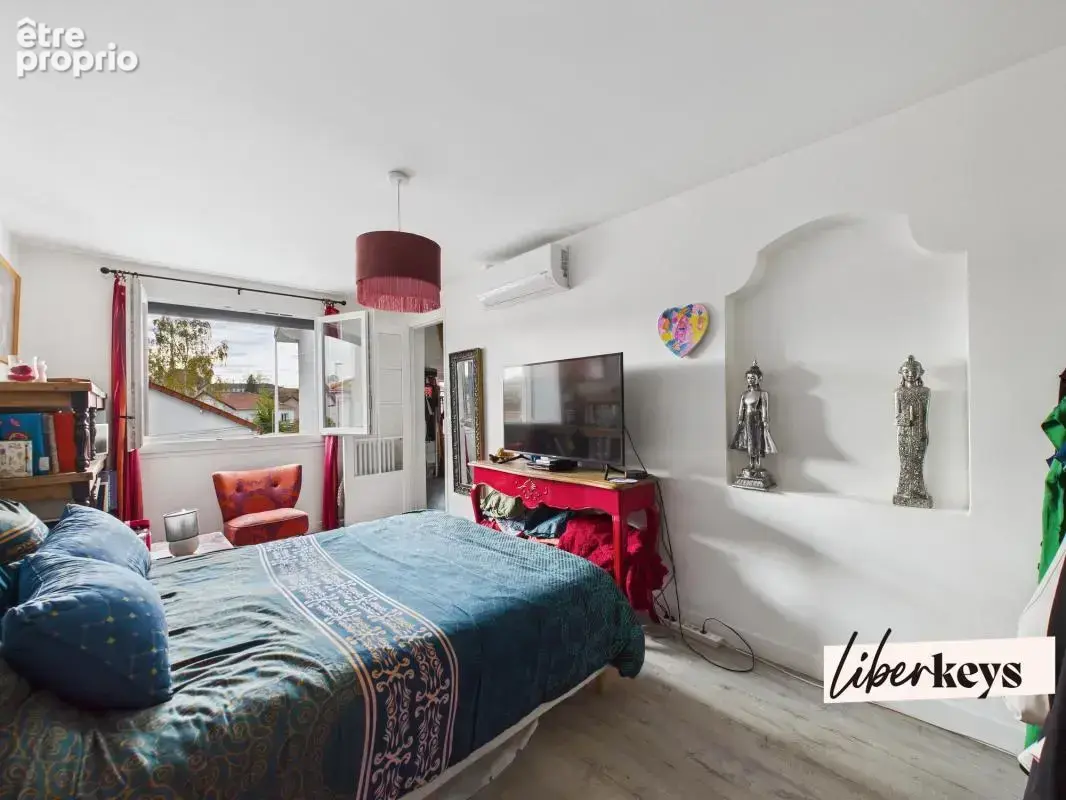 Maison familiale 223 m² avec jardin, terrasses et garage – Villemomble - photo 4