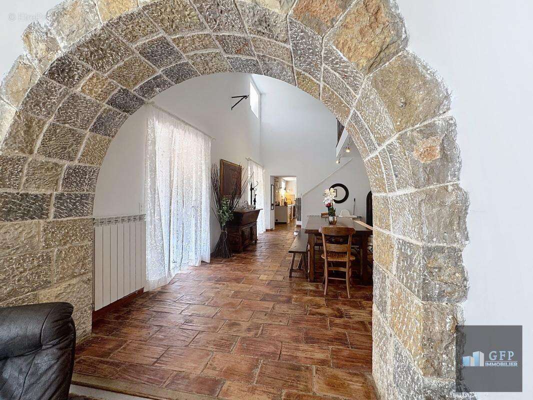 Bastide d’exception à Seillans (18è siècle) - photo 7