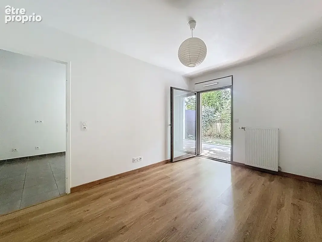 Beau 2 pièces avec terrasse & jardin privatif de 38 m² centre ville cachan - photo 5