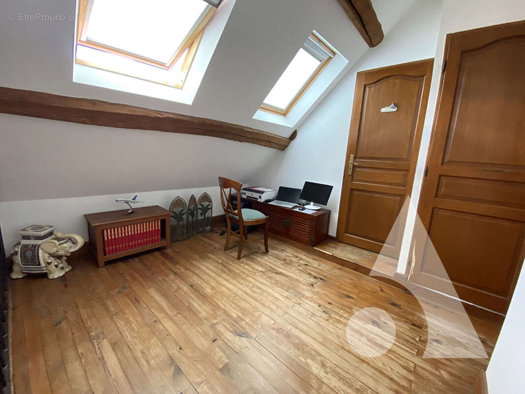 Maison à CREPY-EN-VALOIS