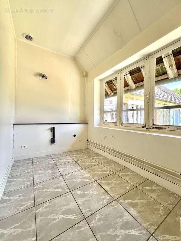 Appartement F4 de 118 m2 avec Parking, Piscine, Tennis - photo 9