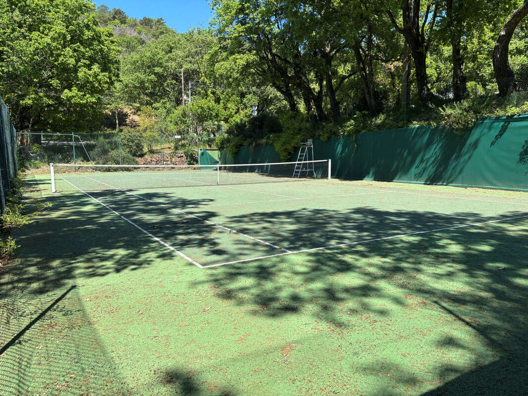 Maison à LA GARDE-FREINET