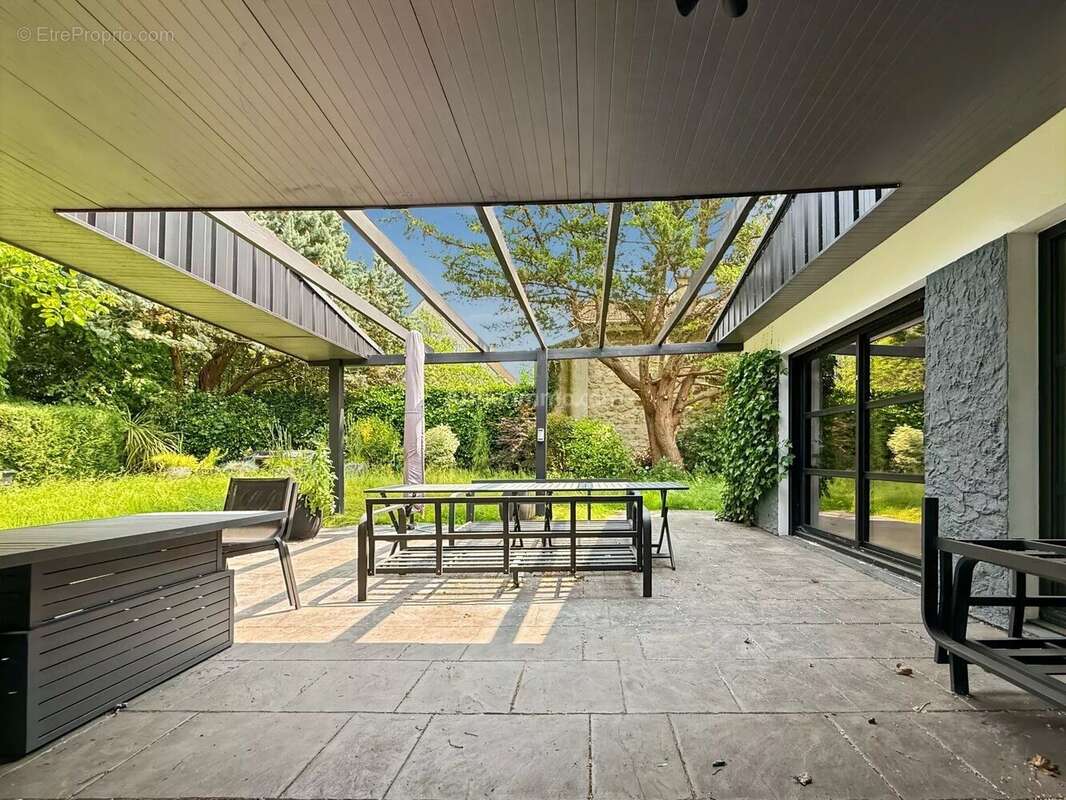 Maison à THORIGNY-SUR-MARNE