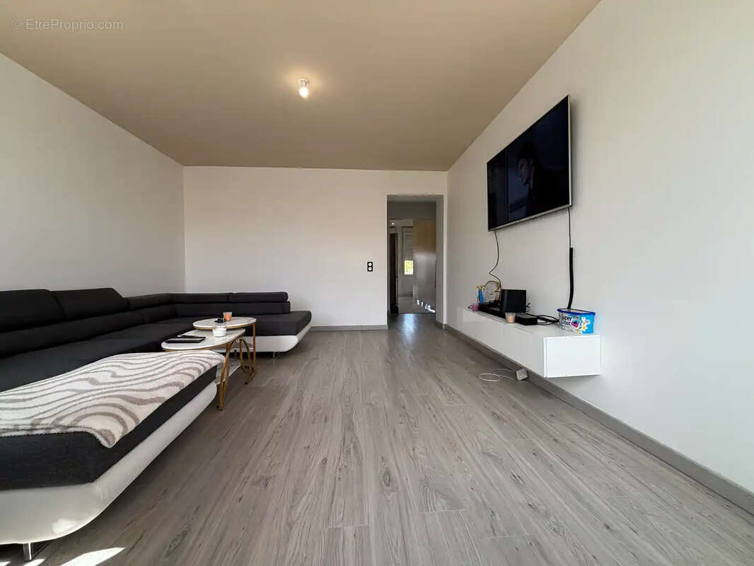 Appartement 3 pièces rénové avec jardin privatif à Maizières-lès-Metz - photo 3