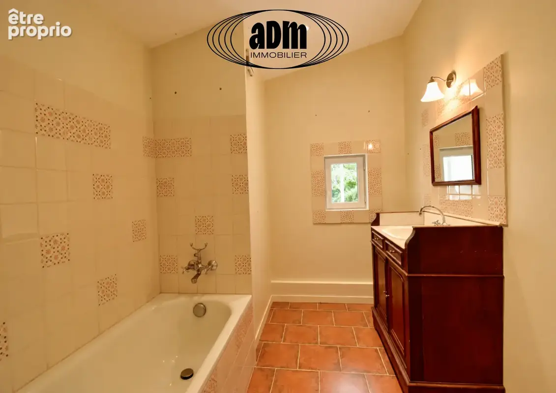 Maison familiale de 191 m2 avec 5 chambres sur un terrain de 2 465 m - photo 8