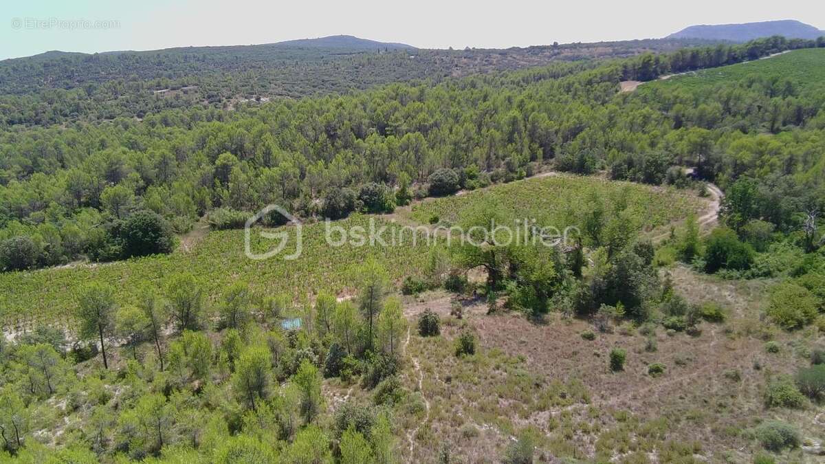 Terrain agricole de 11 476 m² avec mazet cadastré et puits - photo 5