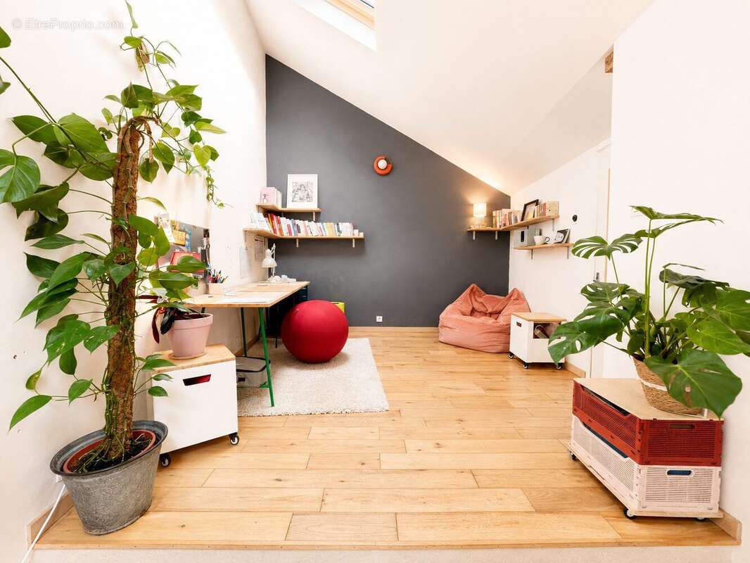 Maison 98 m² à Loches  - photo 6