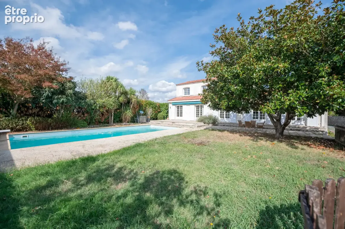 St Julien de Concelles - Maison 230m2 - photo 18