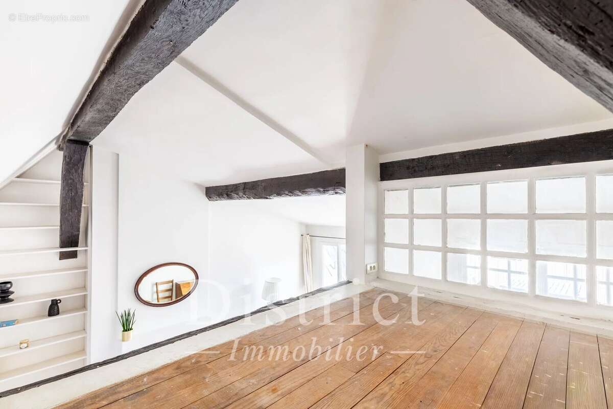 Appartement à PARIS-4E