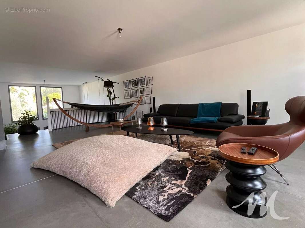 Maison à SAINT-MAXIMIN-LA-SAINTE-BAUME