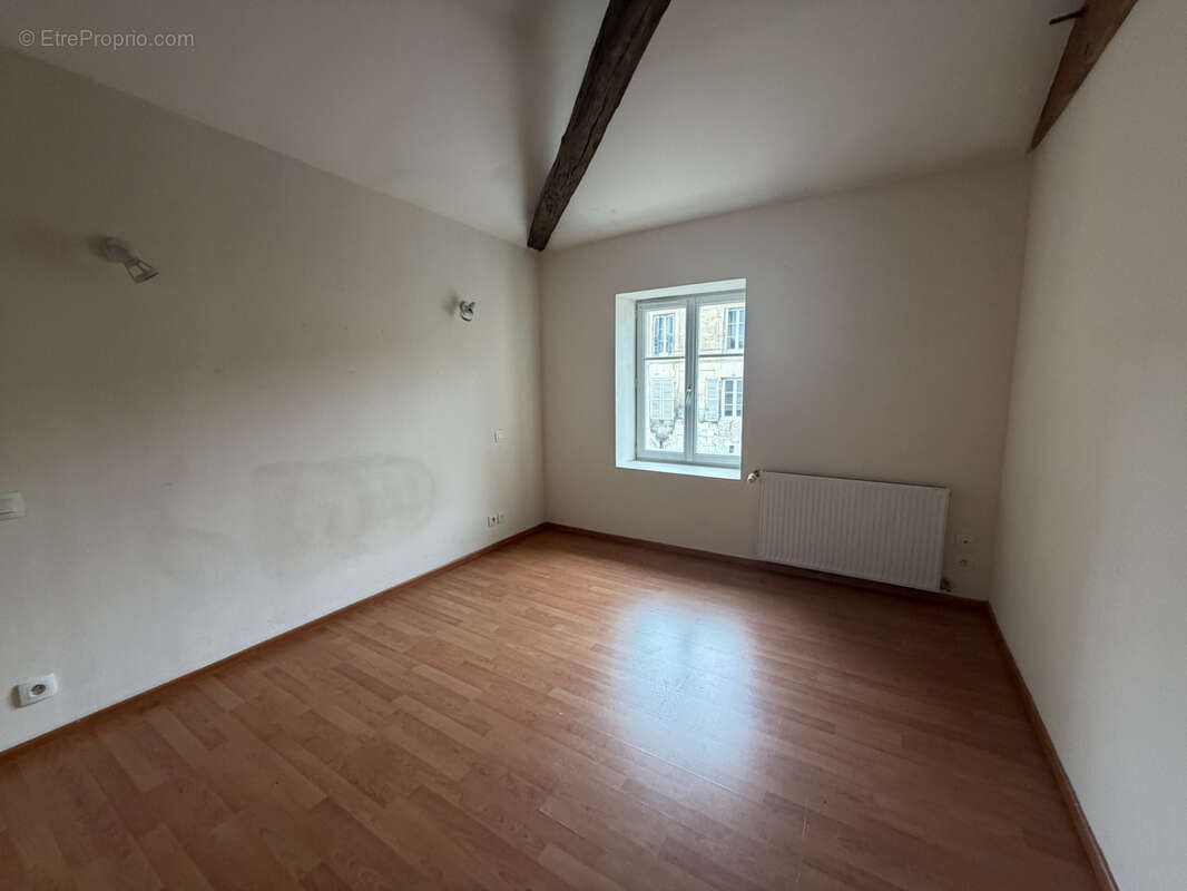 Maison à MIGNE-AUXANCES