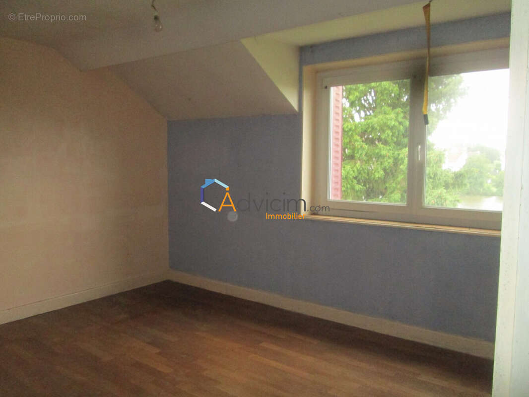 Appartement à LUXEUIL-LES-BAINS