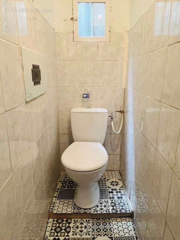 Appartement à MARSEILLE-5E