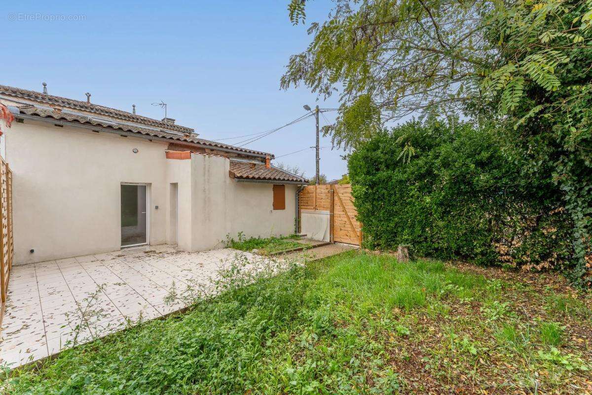 Maison à AMBARES-ET-LAGRAVE