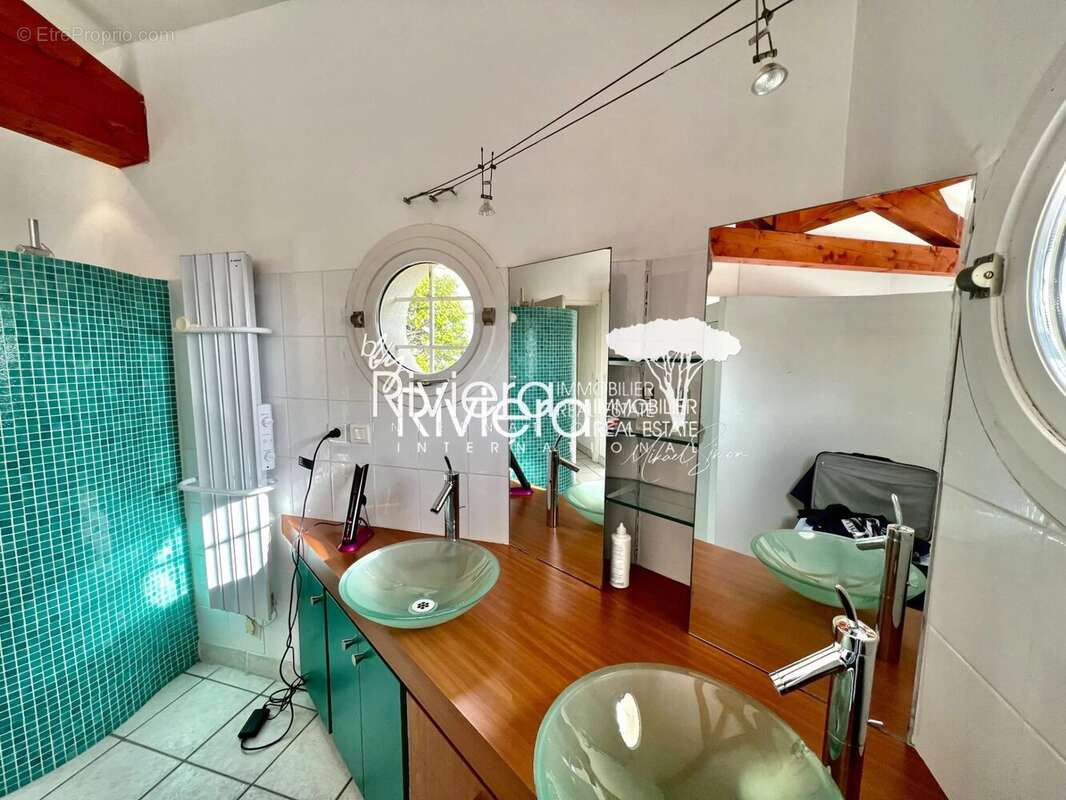 Maison à LA CROIX-VALMER