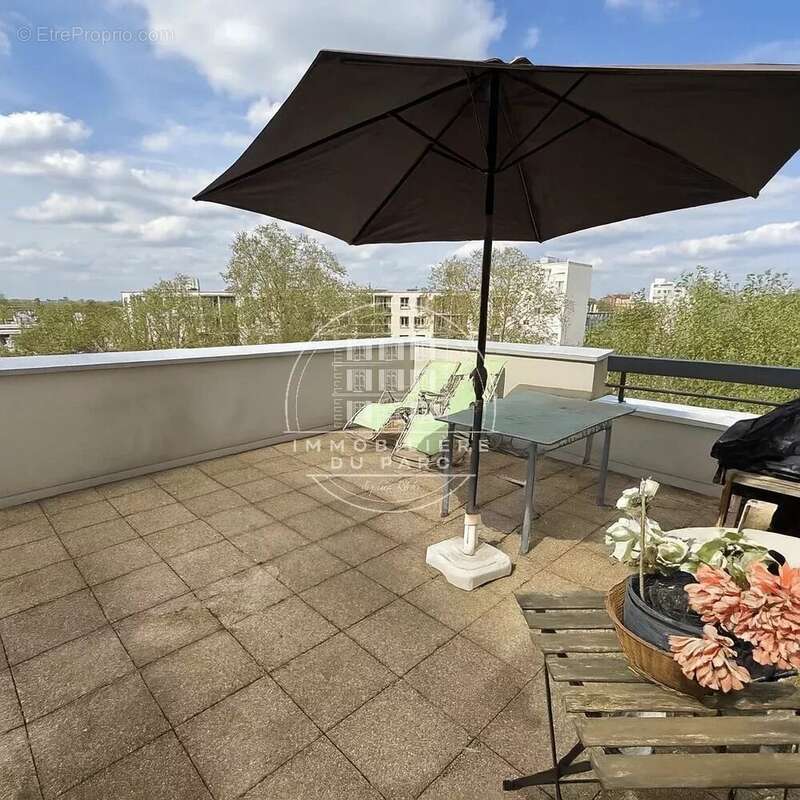 Appartement à NANTERRE