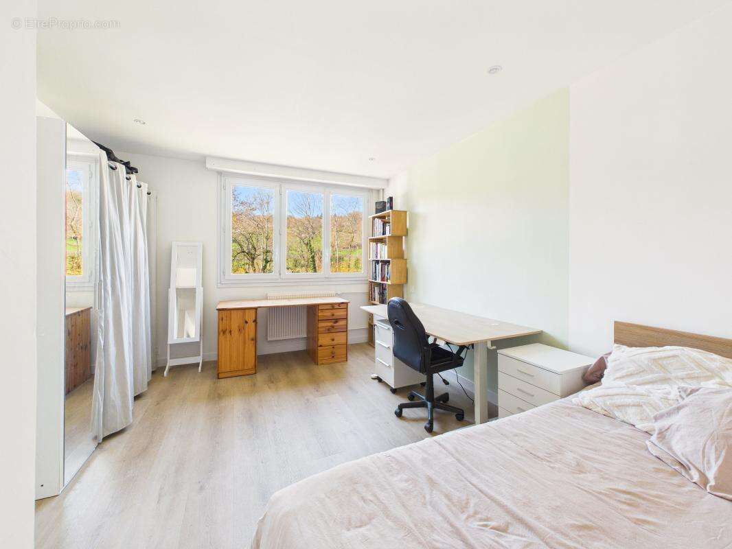 Appartement à COGNIN