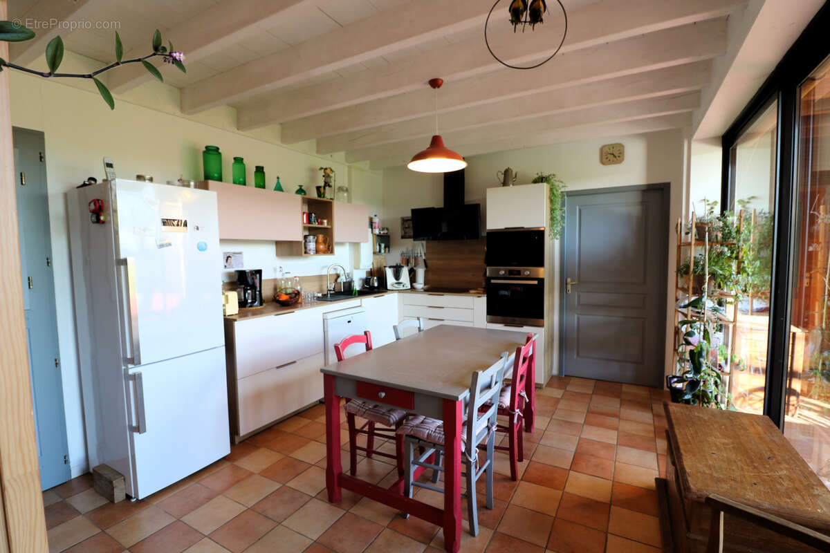 Propriété de 2.5ha avec Maison rénovée, dépendances, Vue Pyrénées - photo 11