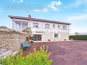 Photo 1 - Maison à ANGOULEME