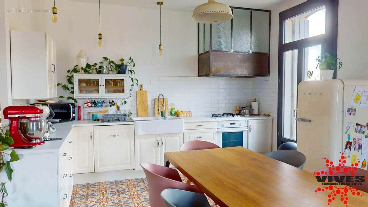 Maison 275 m² à Servian  - photo 4