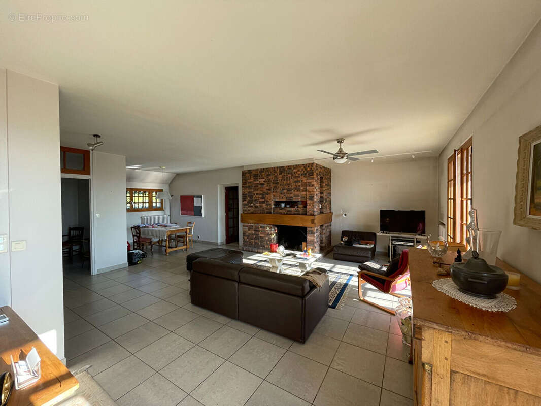 Maison à TIGNIEU-JAMEYZIEU