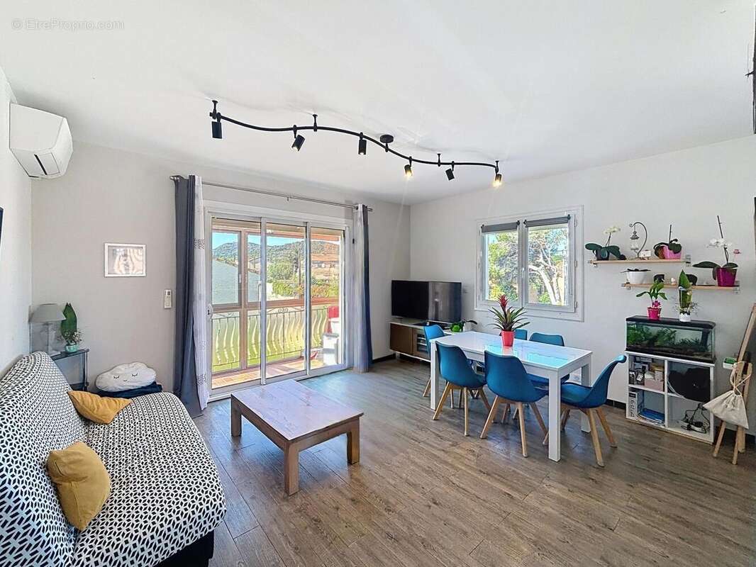 Photo 2 - Maison à LA SEYNE-SUR-MER