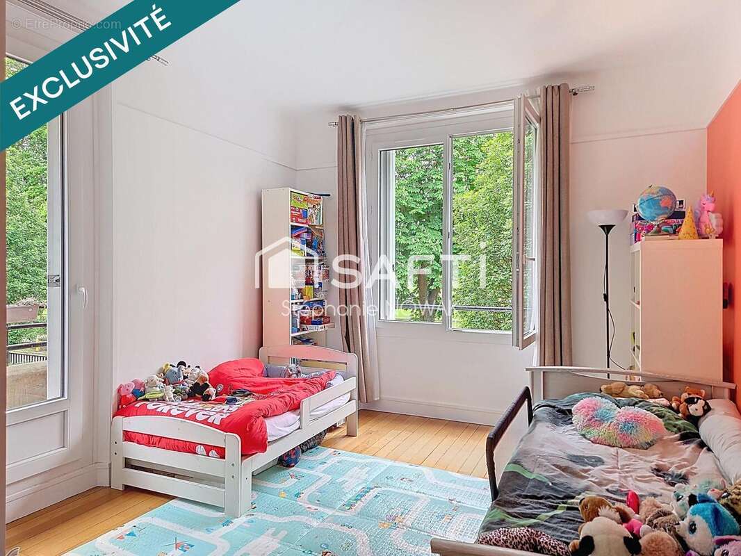 Photo 3 - Appartement à SURESNES