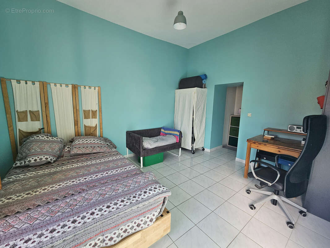 Maison à LUNEL-VIEL