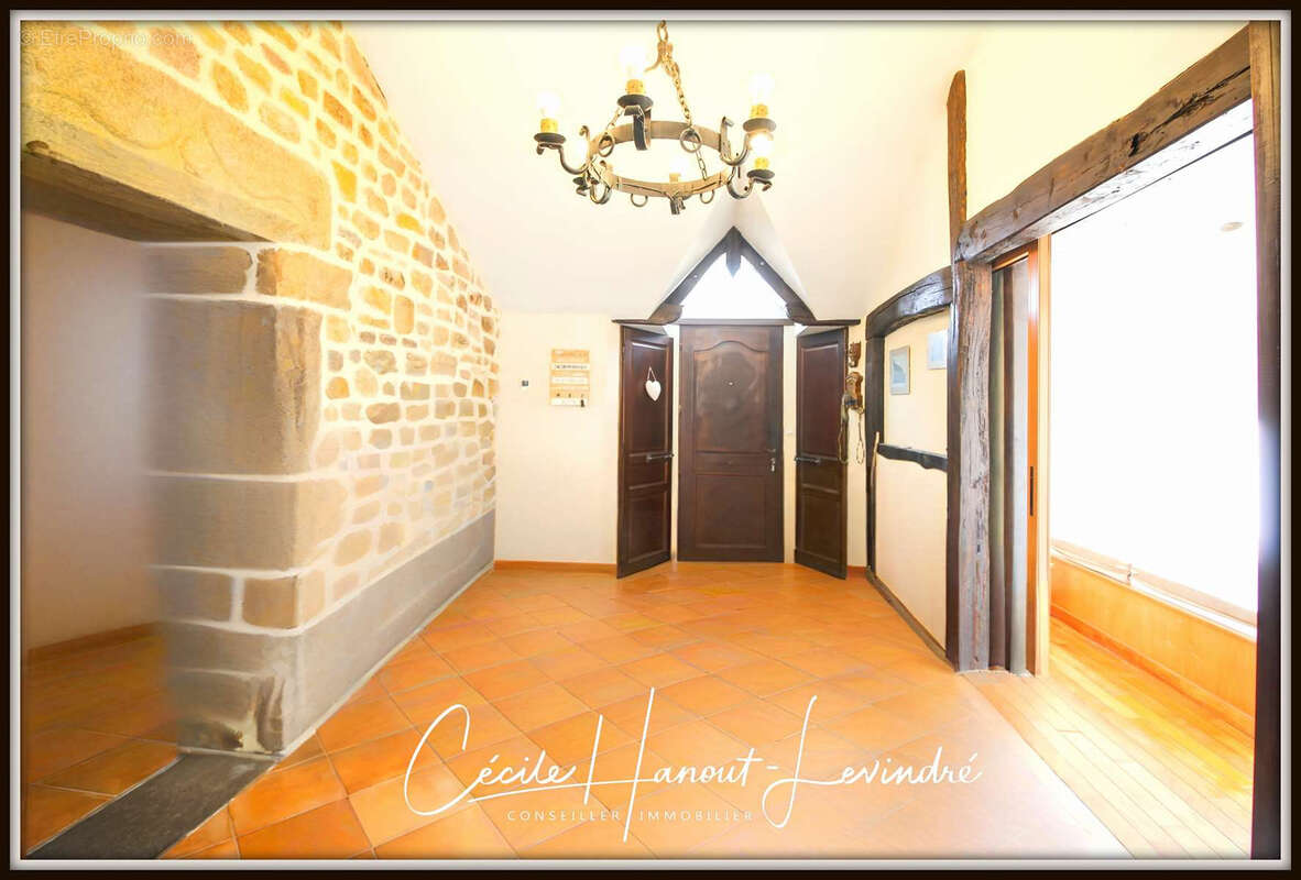 Maison à SAINT-AUBIN-DES-PREAUX