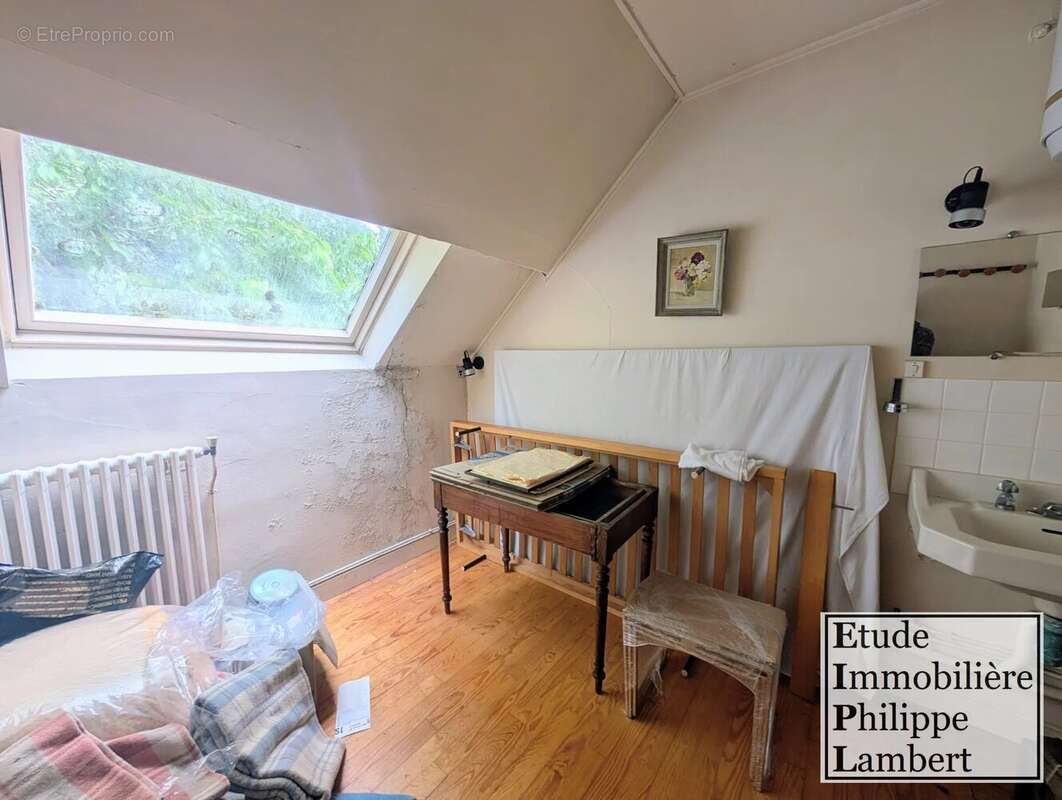 Maison à LE CHATELET-EN-BRIE