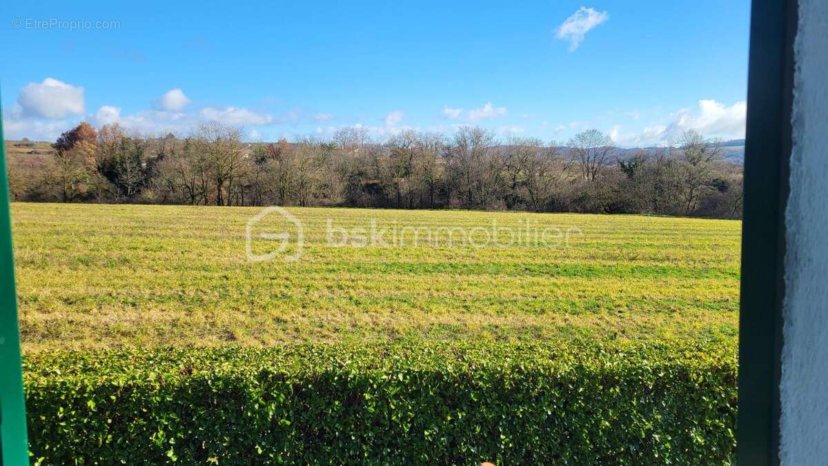 Maison t6 144 m2 avec terrain 6568 m2 - photo 2