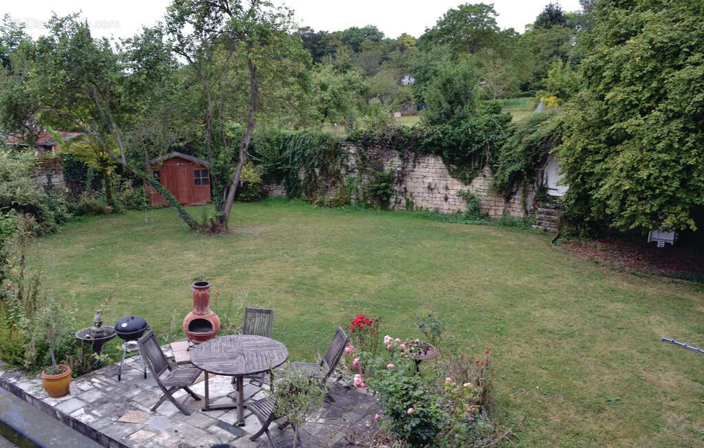 Maison à CIRES-LES-MELLO